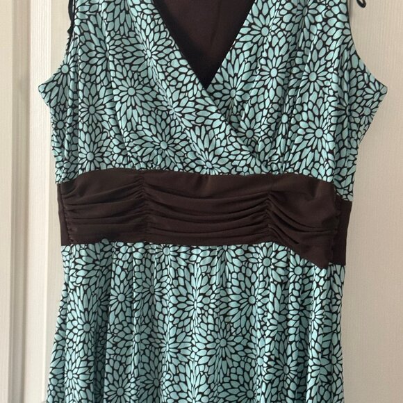 Perceptions Petite Mint Green and Brown Flower Print Dress Size 10P - Picture 3 of 12